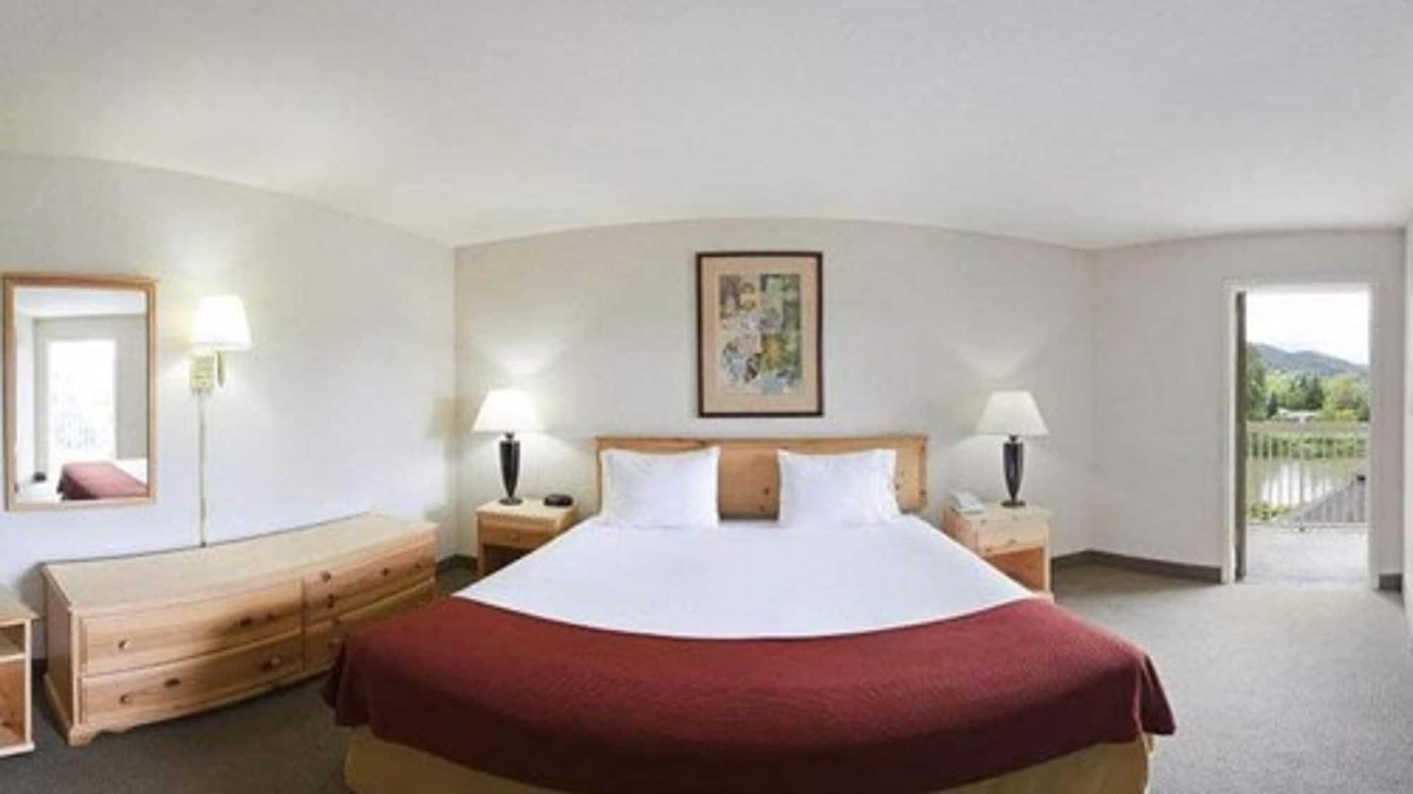 Holiday Inn Express Roseburg By Ihg Eksteriør bilde