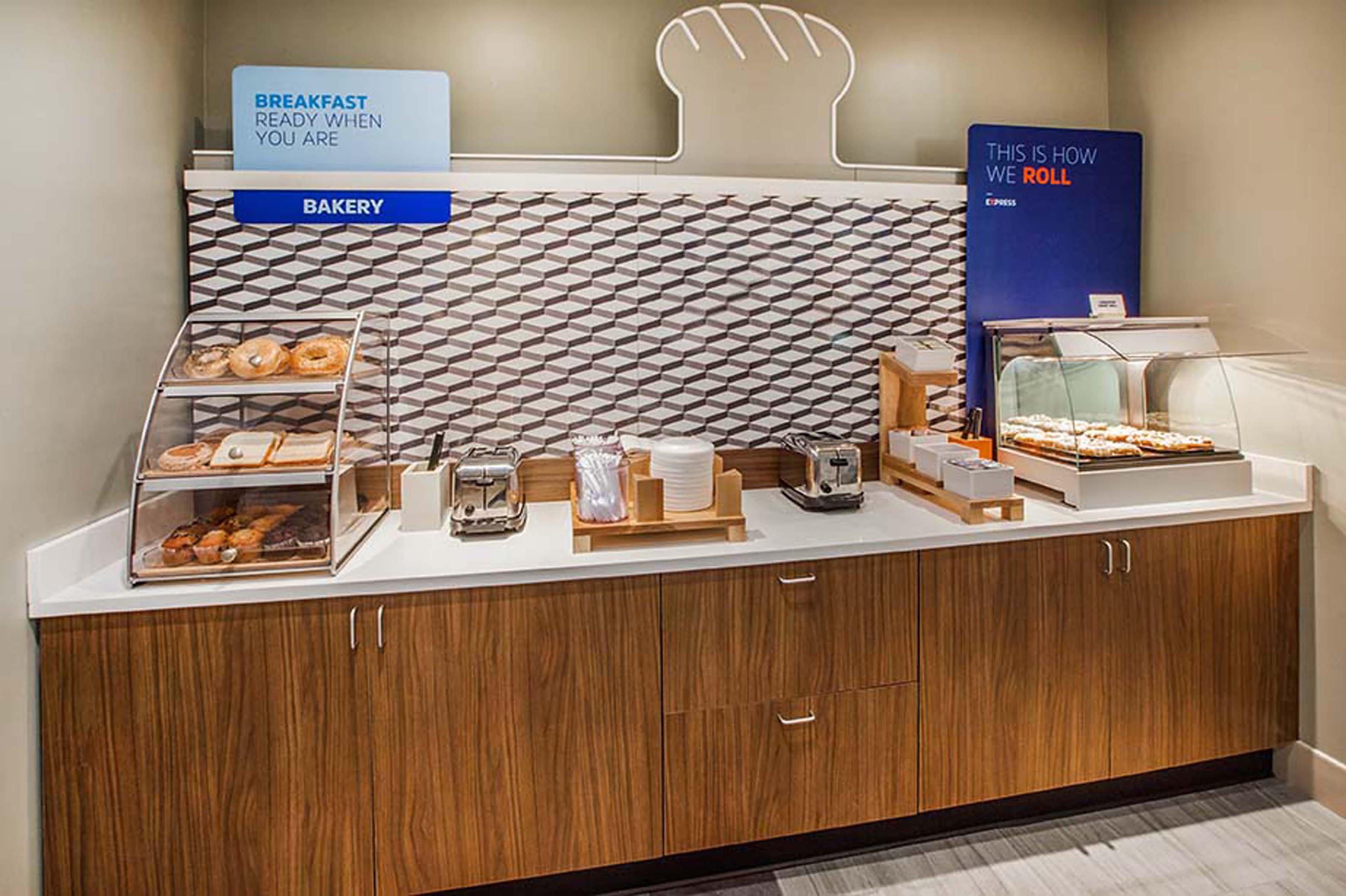 Holiday Inn Express Roseburg By Ihg Eksteriør bilde