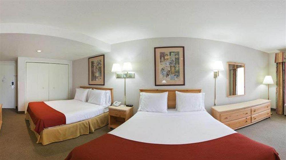 Holiday Inn Express Roseburg By Ihg Eksteriør bilde